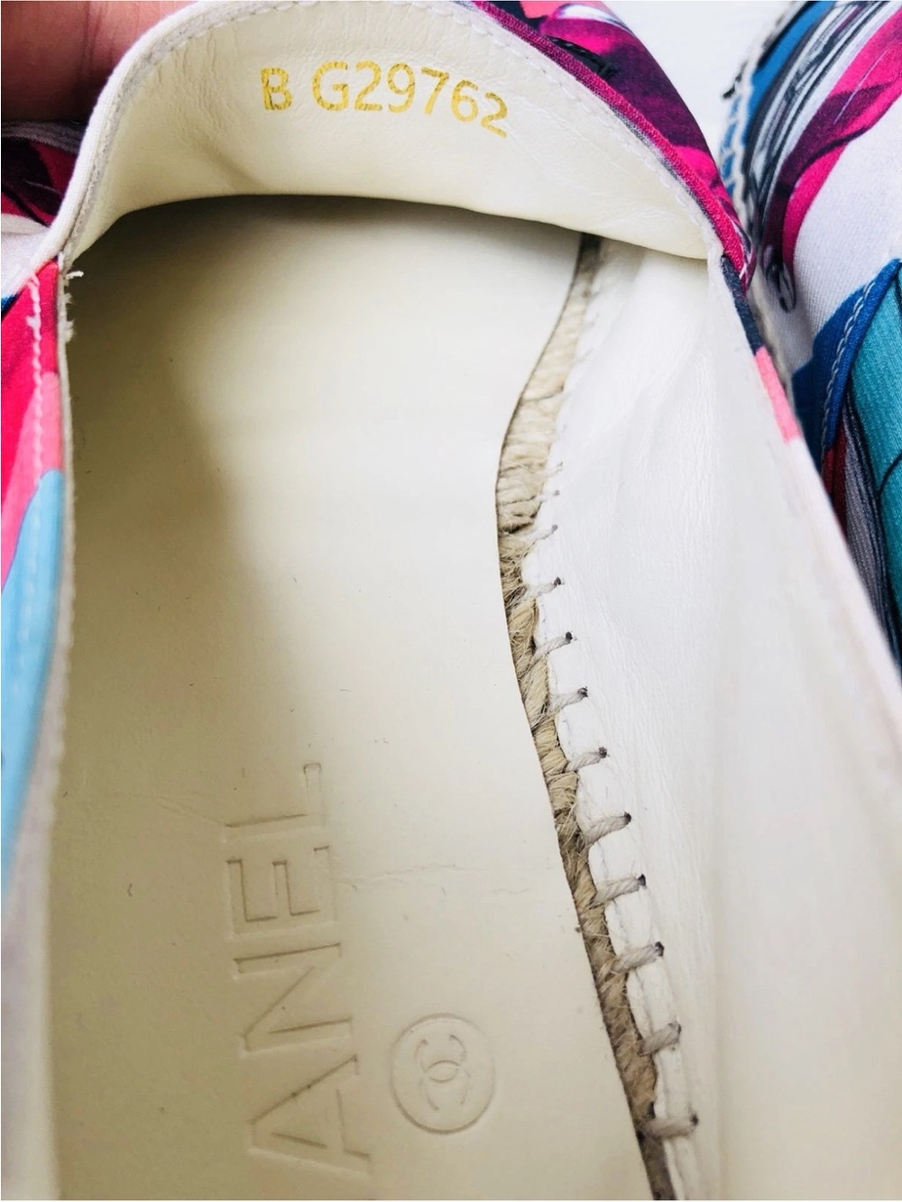 CHANEL MULTICOLOR CANVAS PINK BLACK PATENT LEATHER CAPTOE ESPADRILLE FLATS SZ 37 - Picture 7 of 12